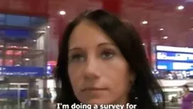Kaksi poliisia pelle ...
