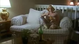 Milf asetti 18-vuoti ...