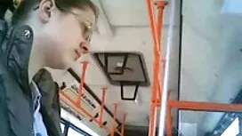 Hän haluaa masturboi ...