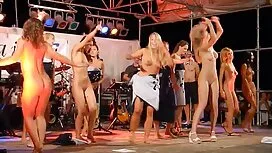 Cheek erotiikkavideo ...