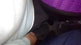 Naiset esiintyvät ka ...